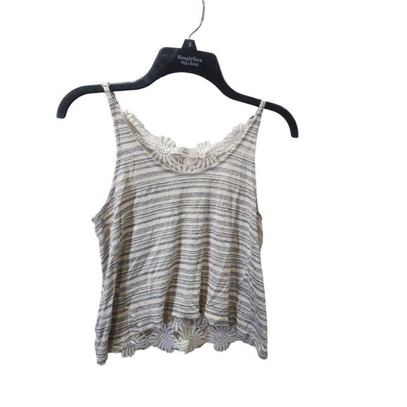 Elodie XS crochet top - Picture 4 of 10